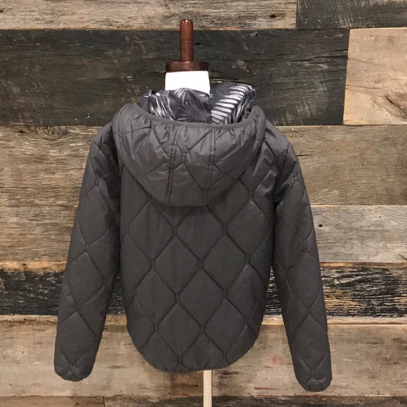 O’Neill Boys Lightweight Hooded Puffer Jacket - Picture 2 of 6